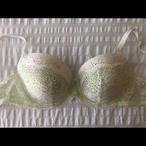 Victoria’s Secret Lacy Sparkly Bra
